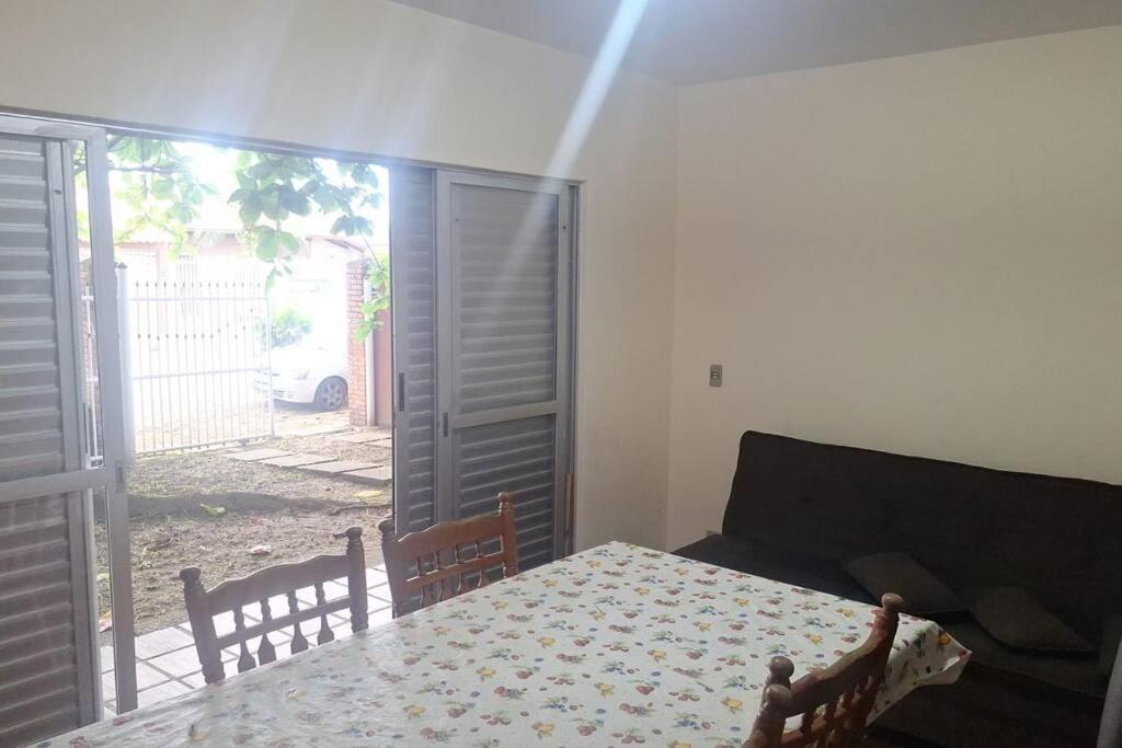 Quarto Para Quatro Pessoas A Duas Quadras Da Praia - Balneario Saint Etienne - Matinhos Εξωτερικό φωτογραφία