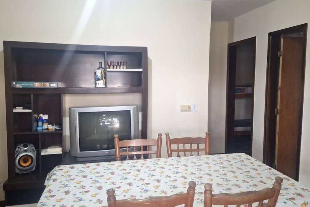 Quarto Para Quatro Pessoas A Duas Quadras Da Praia - Balneario Saint Etienne - Matinhos Εξωτερικό φωτογραφία